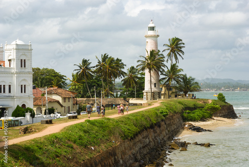 Famous historical lighthouse at Galle, Sri Lanka © Vidu Gunaratna