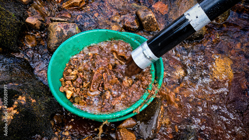 Wallpaper Mural Gold panning use a Gravel pump Torontodigital.ca