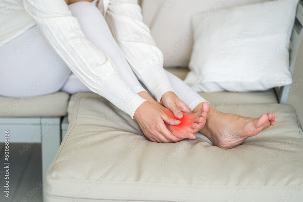 Joint diseases, hallux valgus, plantar fasciitis, heel spur, woman's