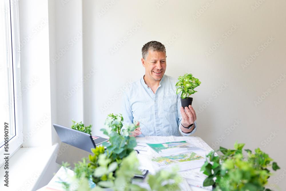 Working on sustainable green projects for a better future Working on sustainable green projects for a better future