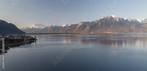 Lever de soleil sur le lac Léman