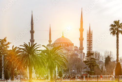 Foto The Blue Mosque - Sultanahmet at sunset in Istanbul, Turkey.