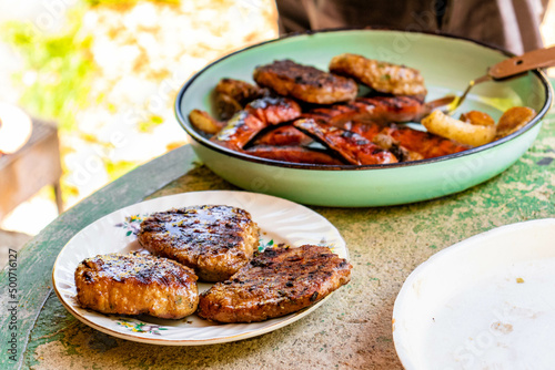 grilled sausages with vegetables