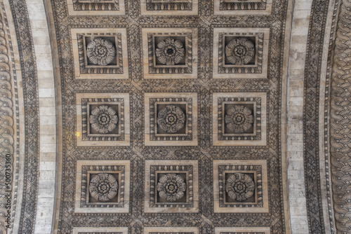 Paris, France, Europe: the ceiling with 21 sculpted roses of of the Triumphal Arch of the Star (Arc de Triomphe de l'Etoile), one of the most famous monuments of Paris in Place Charles de Gaulle 