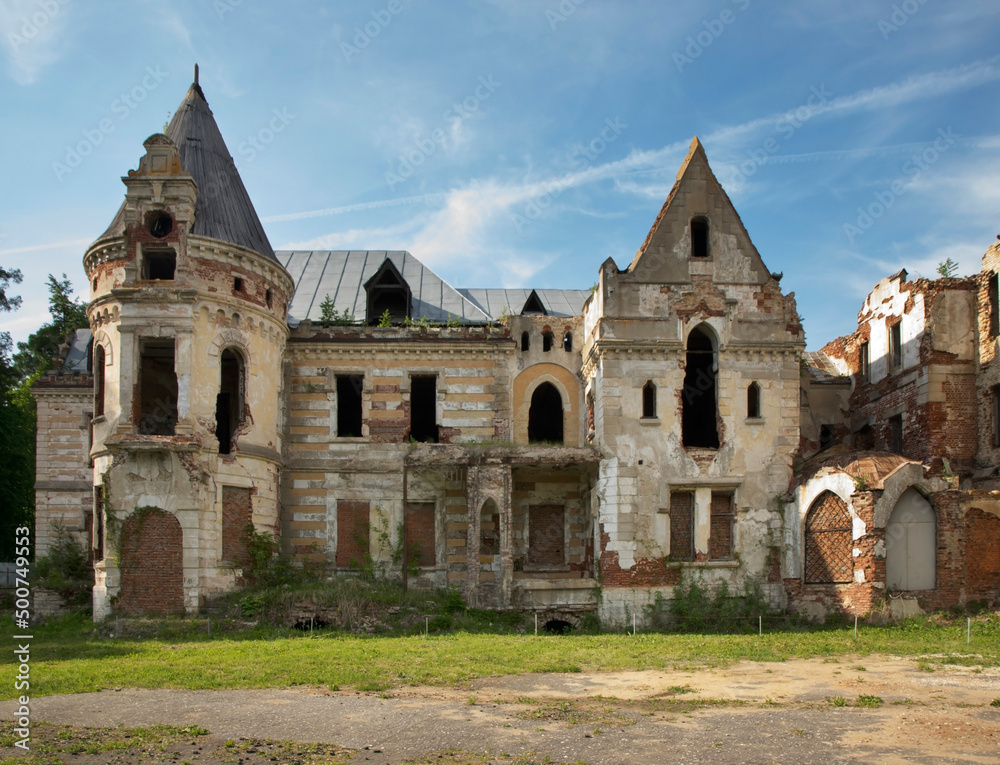 Ruins of main house of Khrapovitsky manor at Murotsevo village near Sudogda. Russia