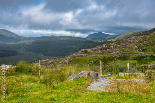 Ring of Kerry - Killarny National Park - Wolken in den Bergen photo