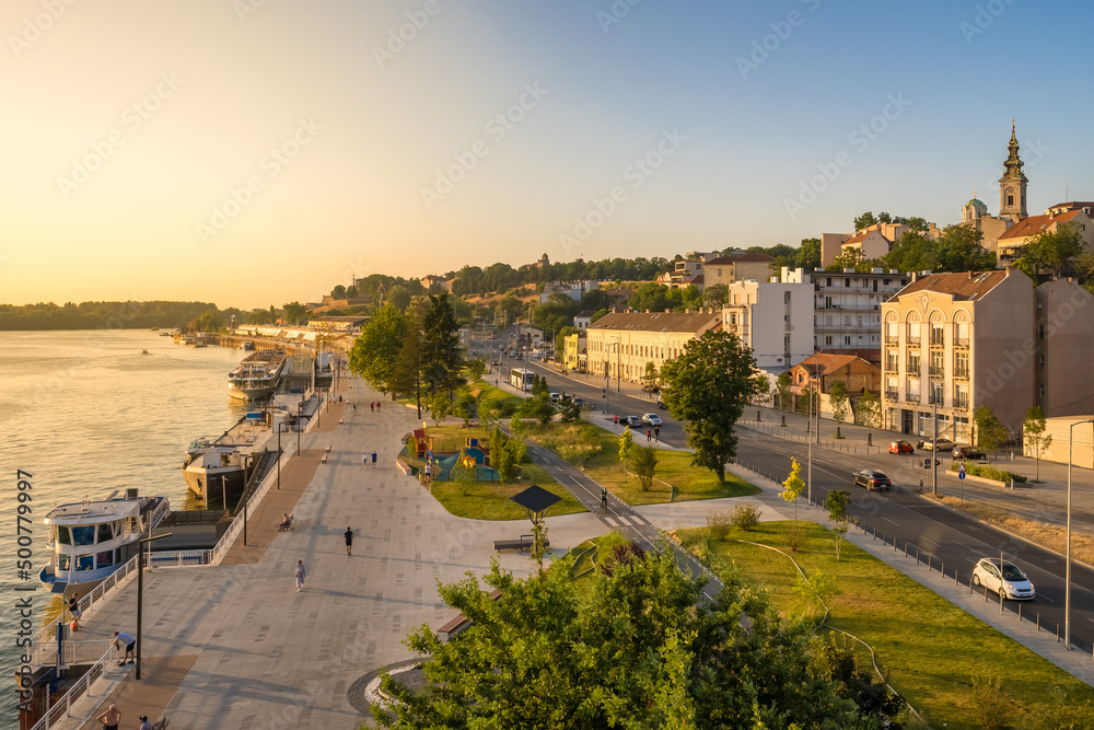 Obraz na płótnie Belgrade cityscape with Cathedral and waterfront of Sava river, Serbia w salonie