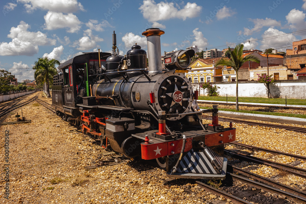 Obraz premium historic train in the city of São João del Rei, State of Minas Gerais, Brazil