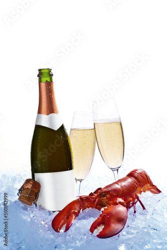 Hummer mit Sekt