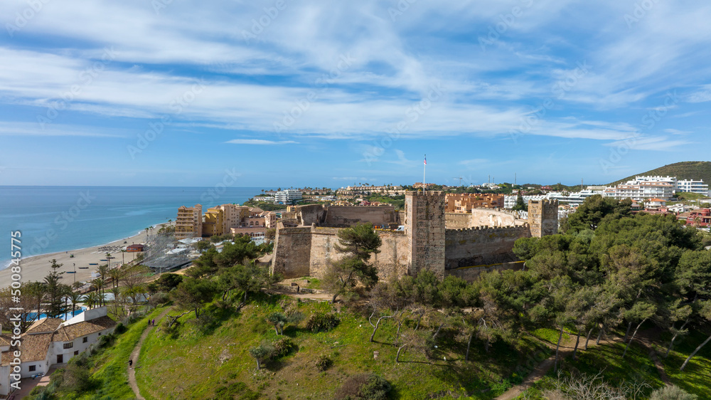 vista del castillo de Sohail en el municipio de Fuengirola, Andalucía