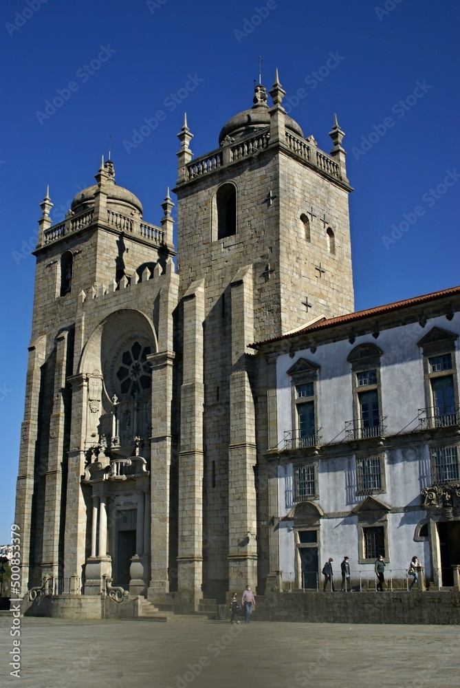 Historic Se church in Porto - Portugal