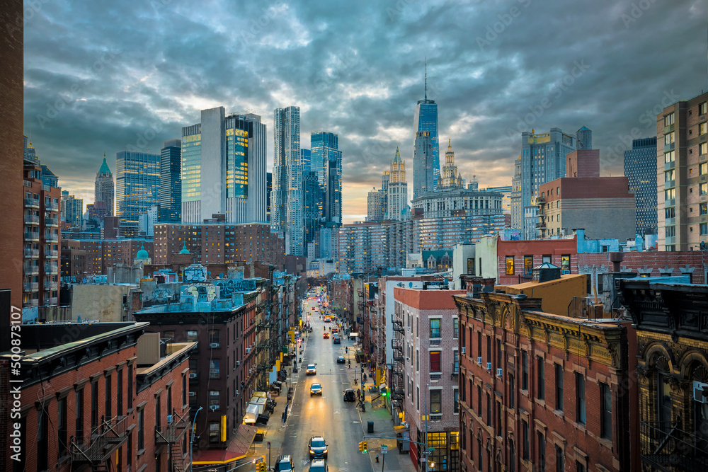 Fototapeta premium New York City downtown scenic sunset view