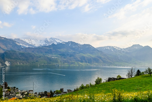 Gersau, Dorf, Kirche, Vierwaldstättersee, Seeufer, Oberbauenstock, Niederbauenstock, Klewenalp, Aussicht, Landwirtschaft, Wanderweg, Schifffahrt, Abendstimmung, Sommer, Schwyz, Schweiz  photo