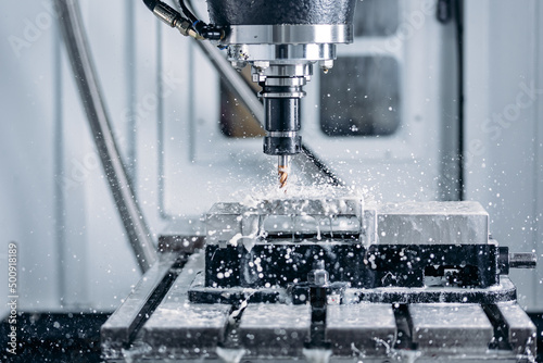 Fotografiet Process working CNC turning cutting milling metal Industry machine