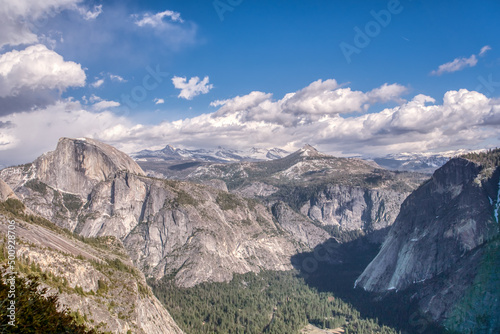 Amazing Yosemite National Park in California © ExploringandLiving