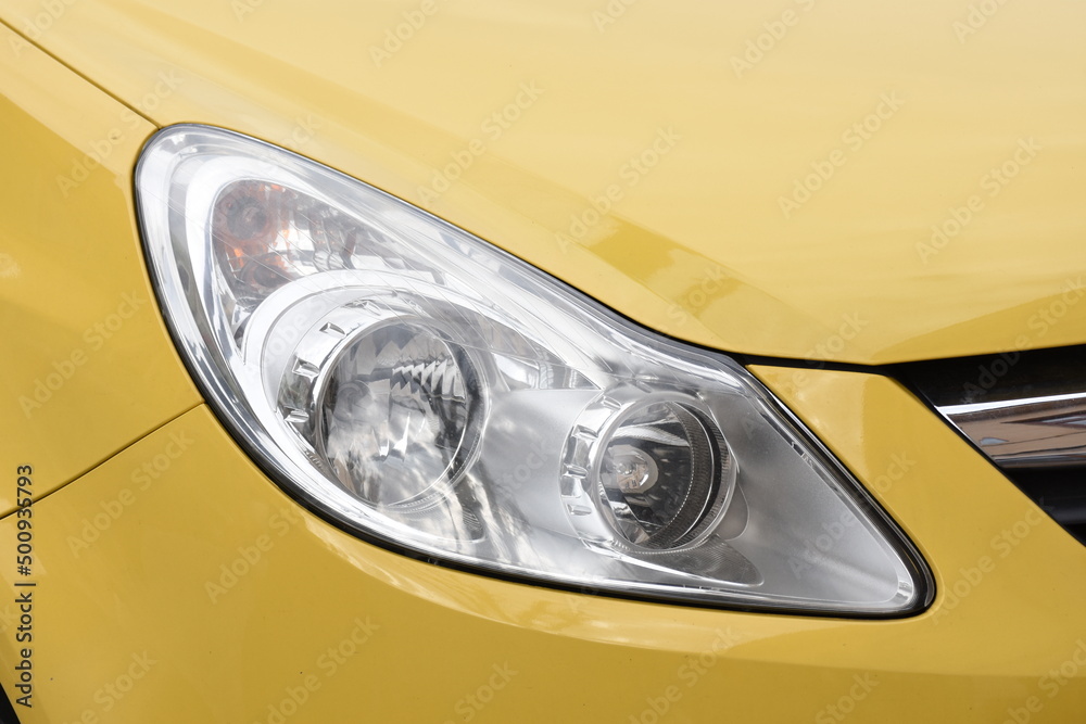 
Can Stock Photo
Bright shiny headlight. Bright shiny car headlight close-up. new clean led car light