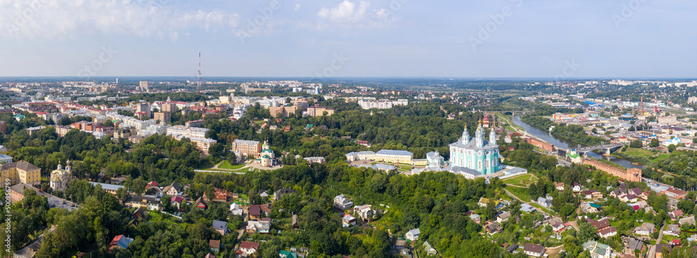 Naklejka premium Panoramic view of Smolensk on sunny summer day. Smolensk Oblast, Russia.