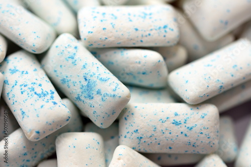 Obraz na plátně sweeteners  white chewing gum