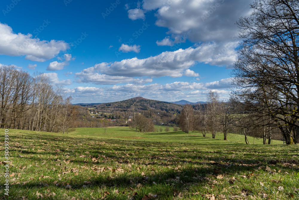 Fototapeta premium Landschaften im nördlichen Tschechien, der Wolfsberg