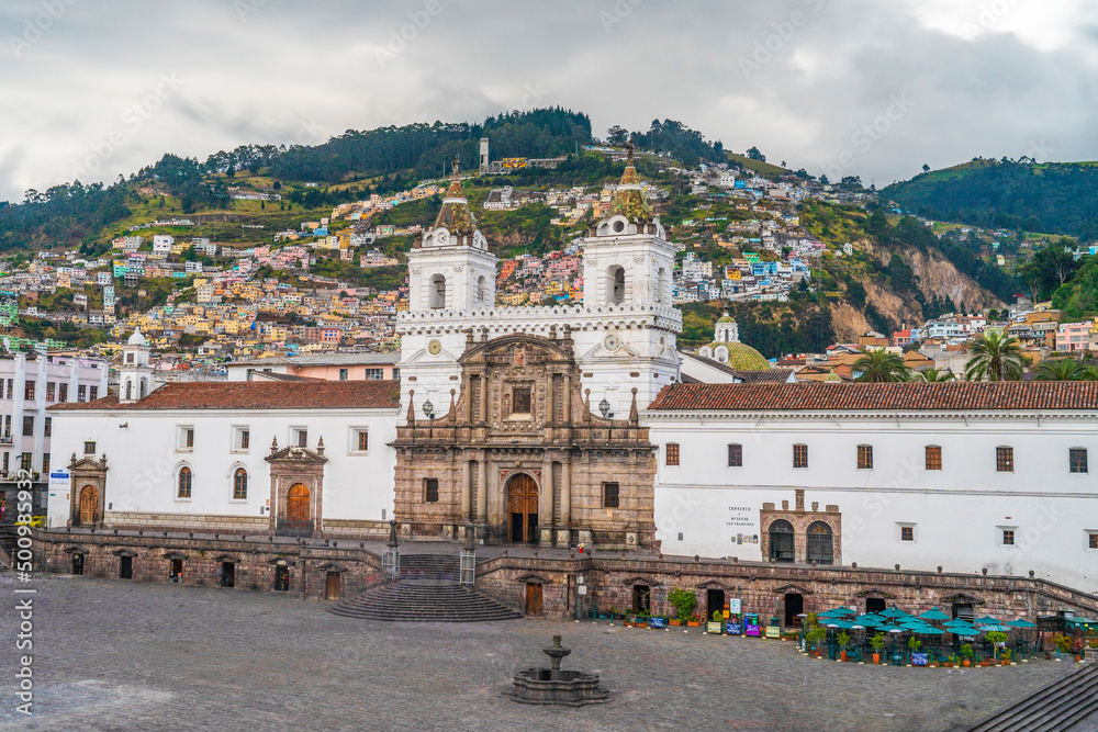 Fototapeta premium Basilica and Convent of San Francisco
