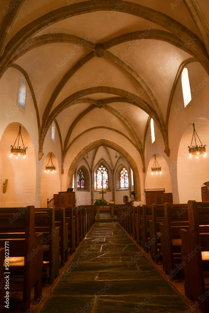 Innenansicht Église réformée Saint-Maurice in Aigle VD / Schweiz