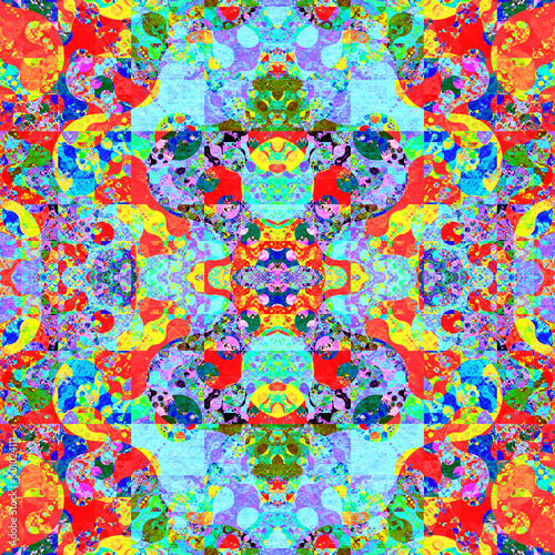 Composición de arte fractal digital consistente en formas geométricas aglomeradas en un conjunto simétrico creando un caleidoscopio colorido de objetos circulares.