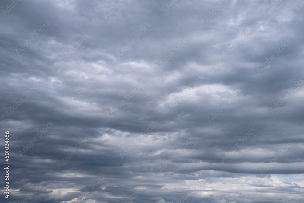Obraz premium dramatic sky and gray clouds before the storm