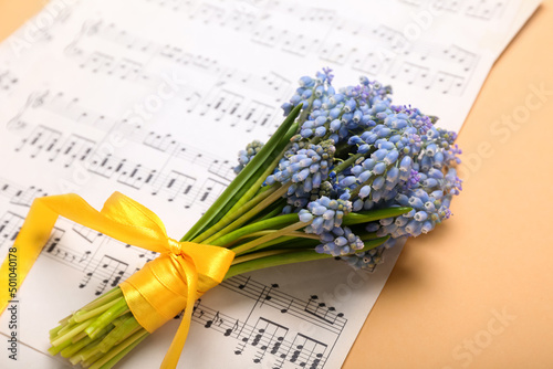 Note sheets and beautiful M...