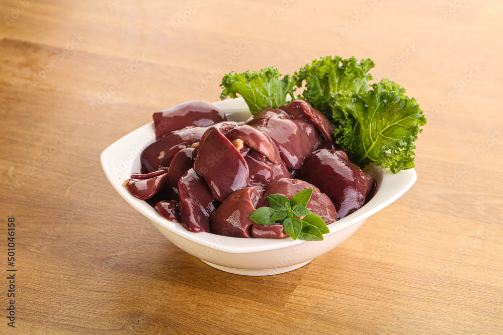 Raw chicken liver in the bowl