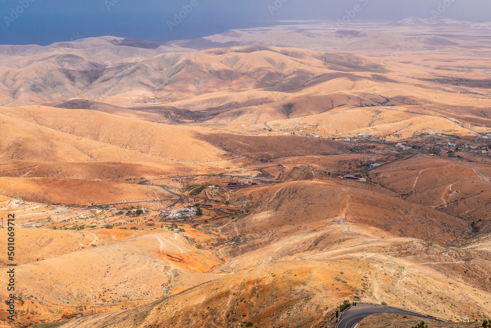 Fototapeta premium Landscape from Fuerteventura, Canarias, Spain.