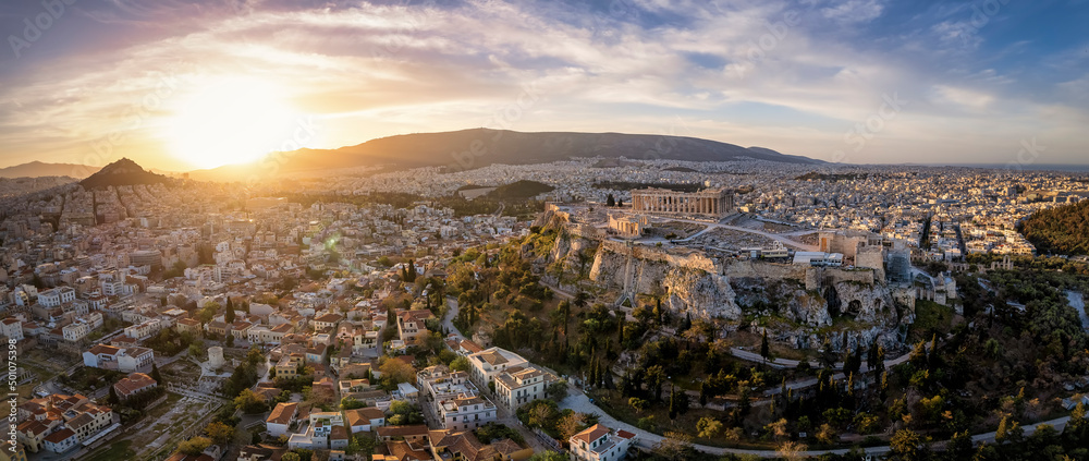 Panoramic sunrise view of the skyline of Athens with Acropolis, Parthenon Temple, old town Plaka and Lycabettus Hill - obrazy, fototapety, plakaty 