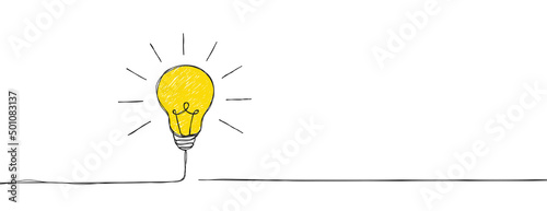 Vector illustration og hand drawn doodle light bulb. Idea, solution concept