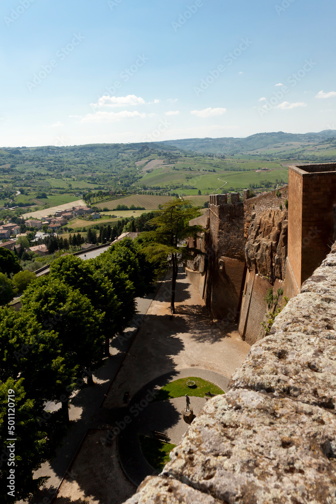 Orvieto, mura difensive