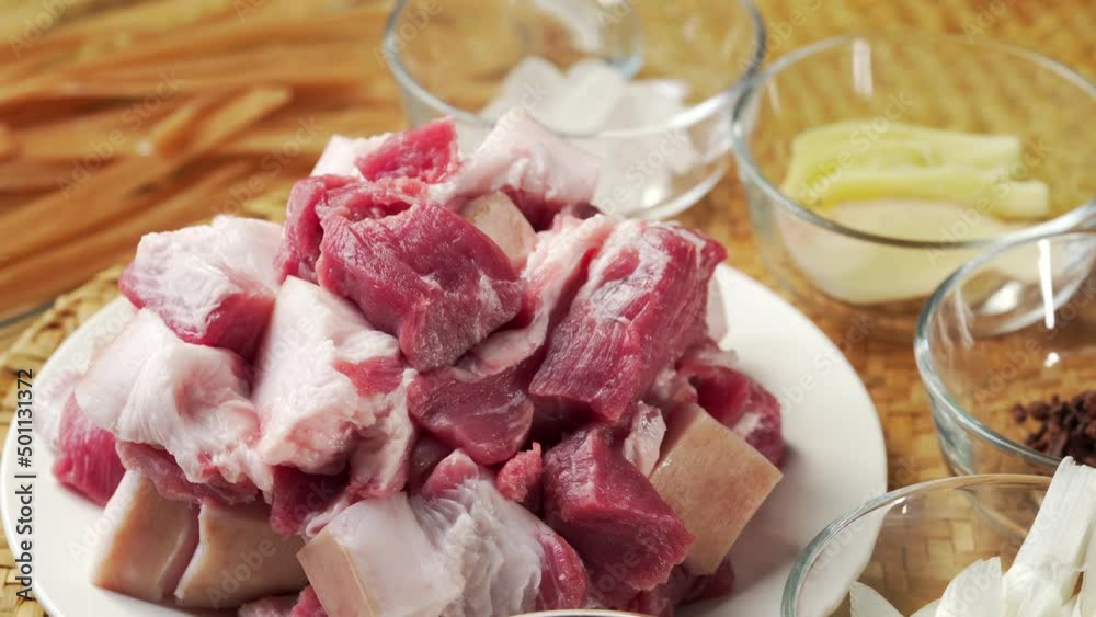 Northeast China local specialty pork stewed vermicelli Northeast China local specialty pork stewed vermicelli