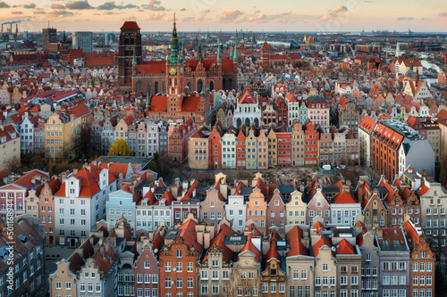 Canvas Print Aerial view of the beautiful Gdansk city at sunset, Poland
