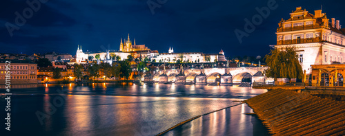 Canvas Prague Castle and Charles Bridge by night