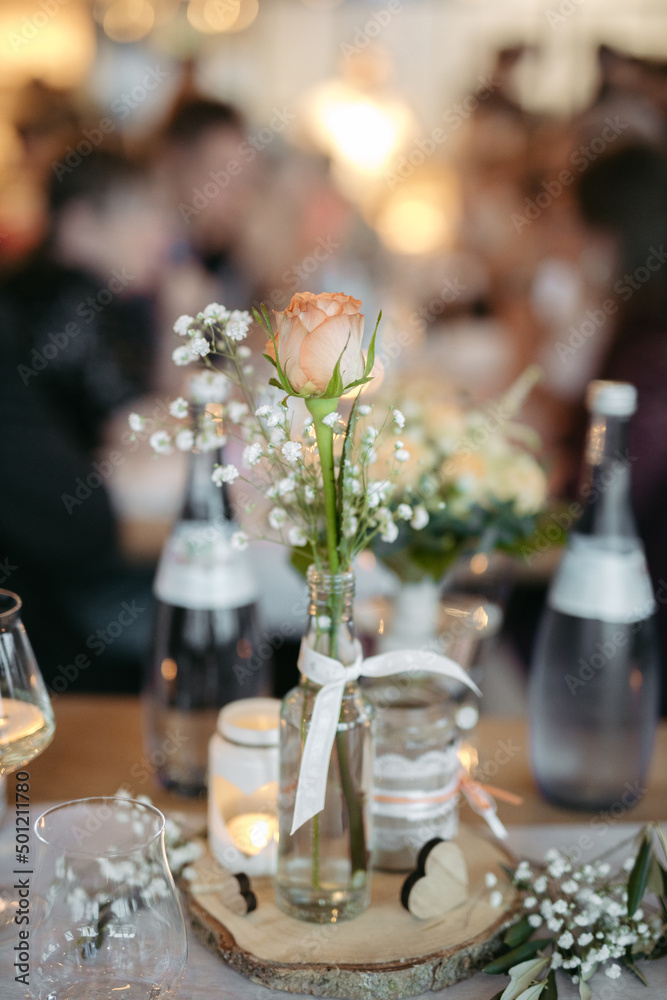 Elegant table setting and decoration at a beautiful wedding location Elegant table setting and decoration at a beautiful wedding location