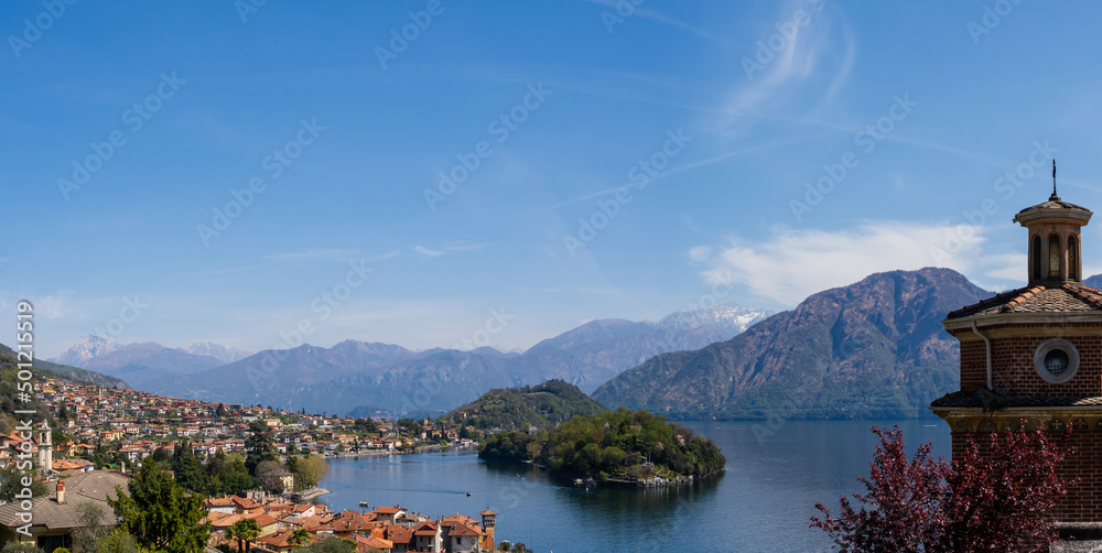 Fototapeta premium panorama from ossuccio at lake como in italy
