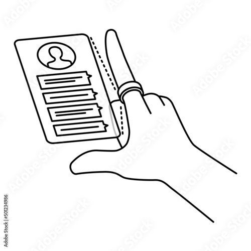 スマートリングを装着して開いた指の間の空中に投影されたメッセンジャーアプリの通知を確認しているイラスト