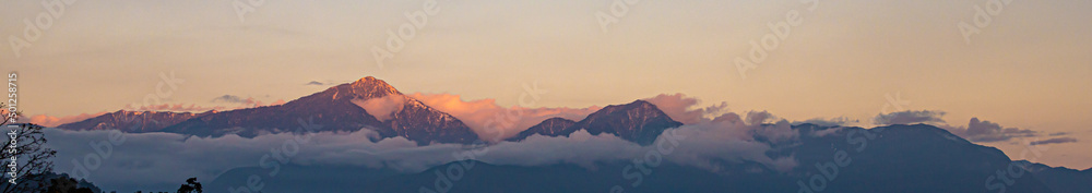Fototapeta premium Beautiful Himalayan sunset scenes from Bhutan