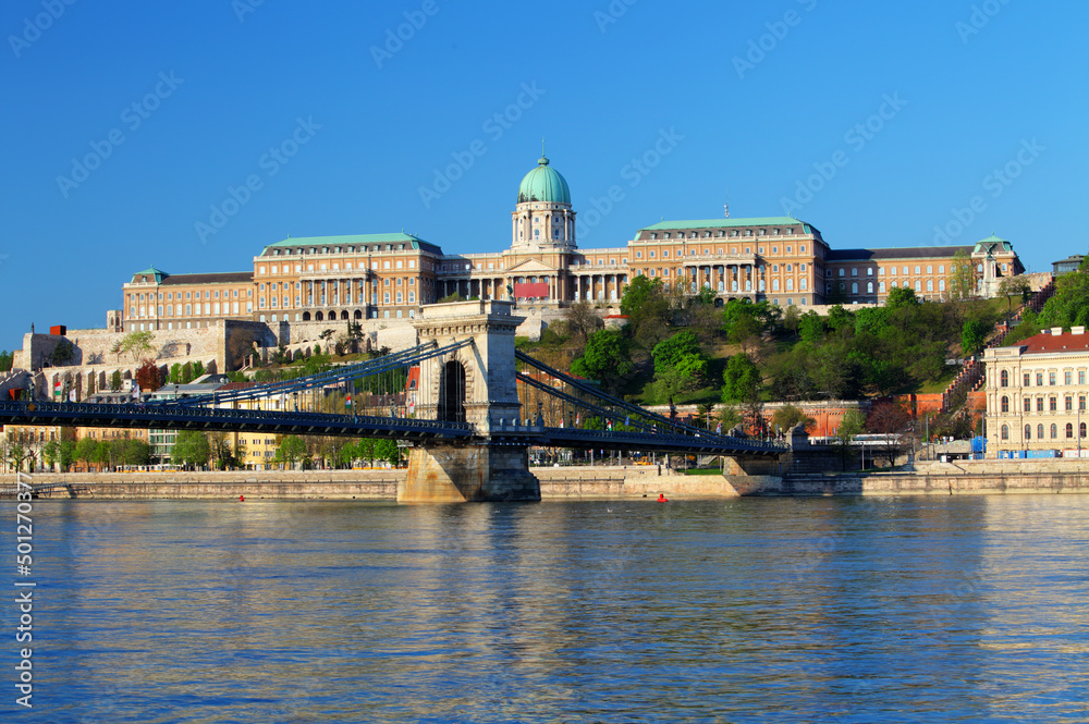 Chain bridge and royal palace, Budapest