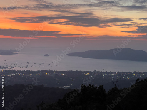 Sonnenaufgng am Big Buddha