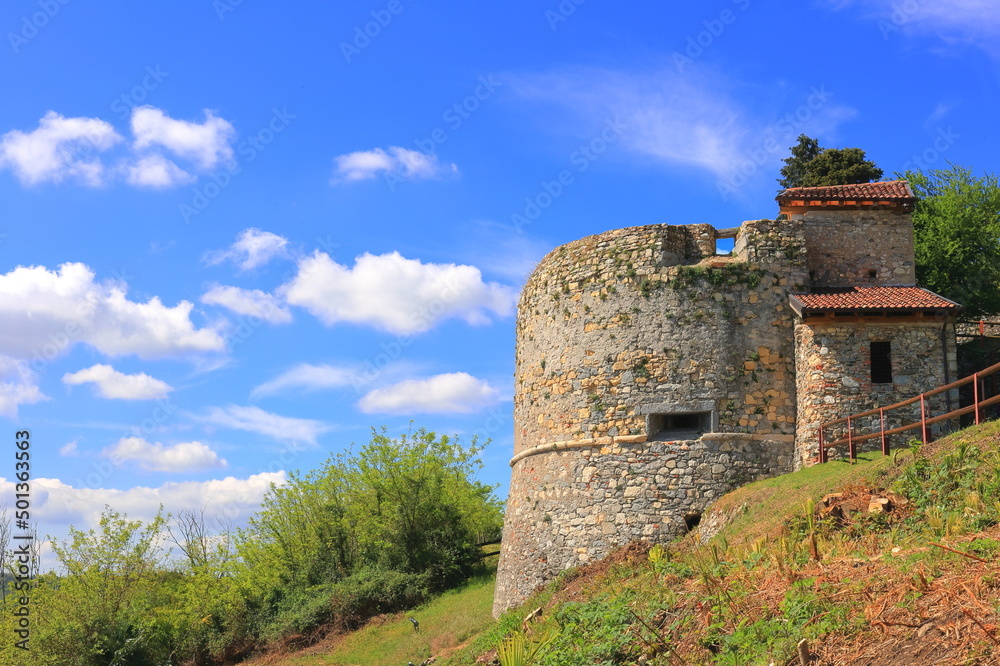 vecchia torre di arona, italia, old tower of angera, italy