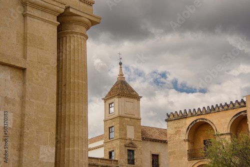 Architecture of the Old Town of  Cordoba in Andalusia, Spain © Gilles Rivest