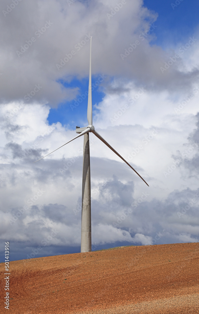 aerogenerador energía limpia renobable verde eólica electricidad molino viento tierra 4M0A5724-as22