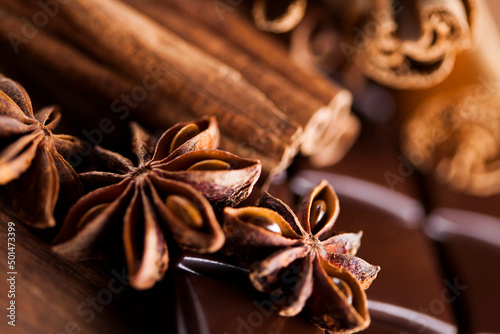 Cinnamon and anise, Dark chocolate with candy sweet