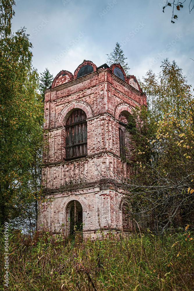 Fototapeta premium abandoned Orthodox church