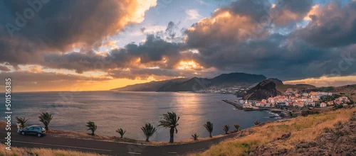 Obraz  z motywem Beautiful view of Portuguese island with sunlight
