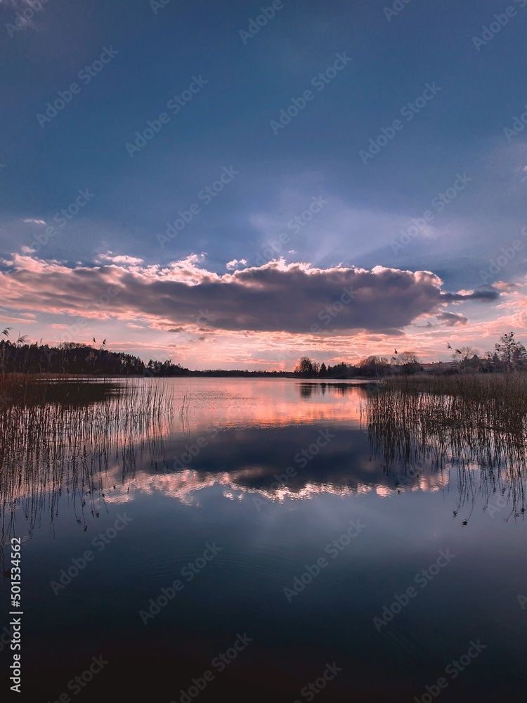 Fototapeta premium sunset over lake