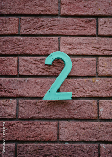 Nummer 2 Zwei Backstein Adresse